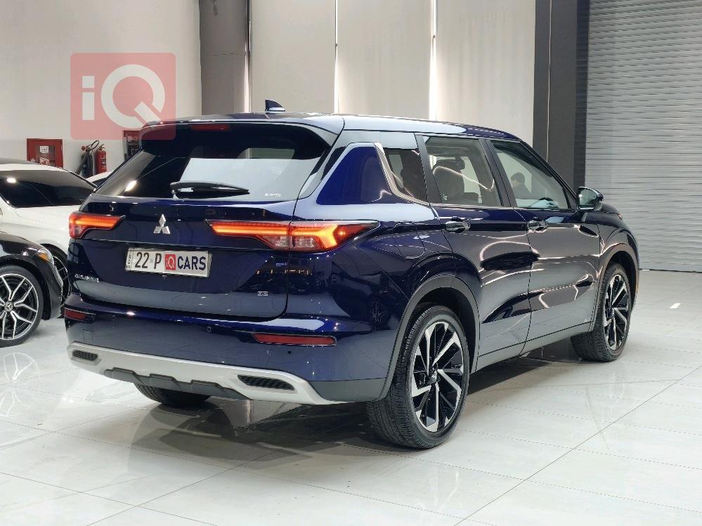 ميتسوبيشي اوتلاندر